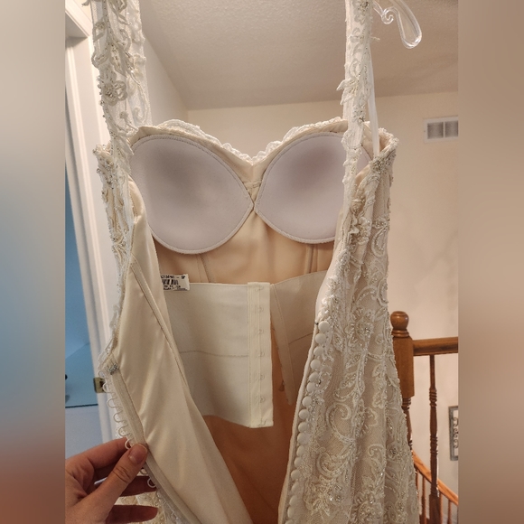 Bridal Wedding dress - Picture 9 of 9